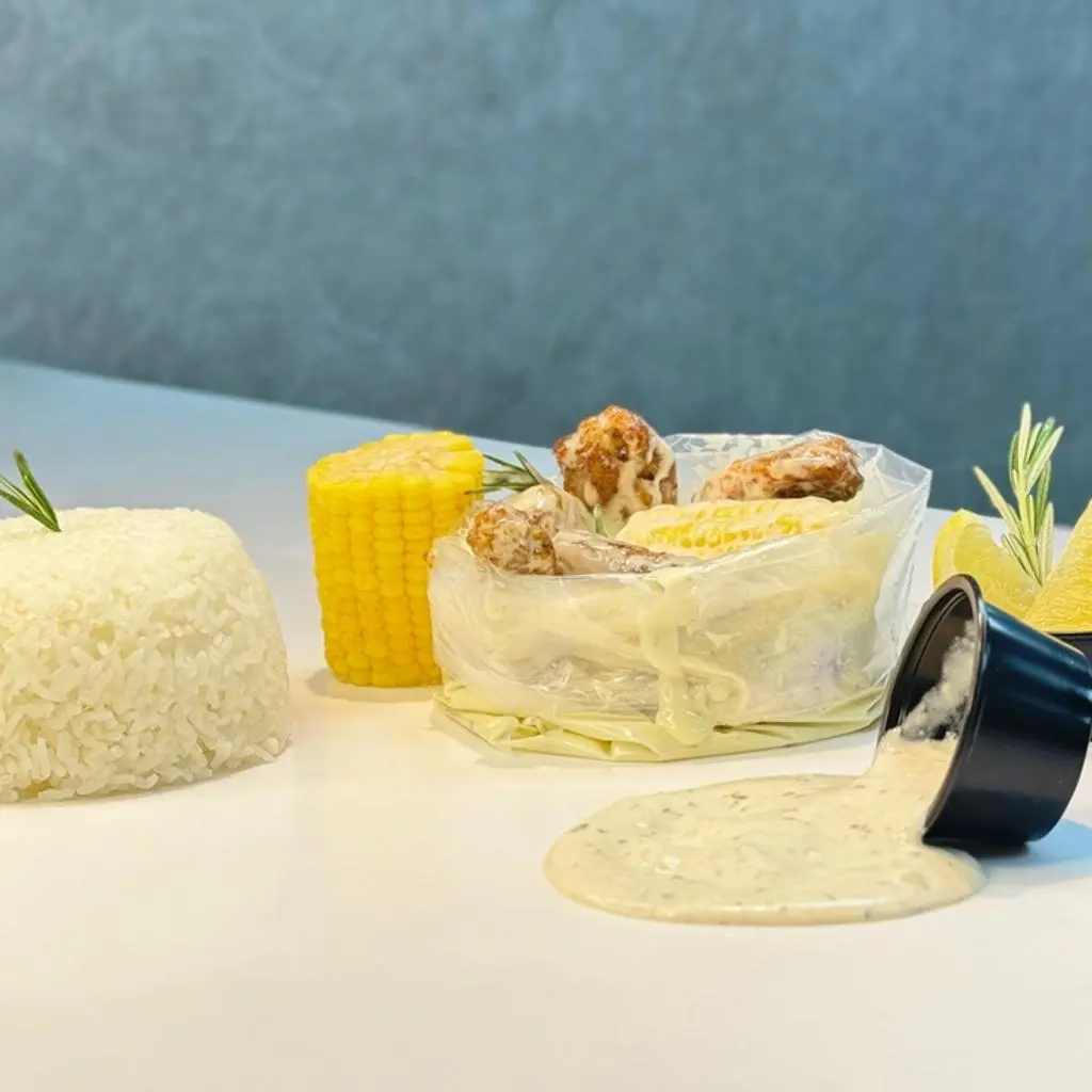 Diving Chicken Meal with Garlic Parmesan Sauce